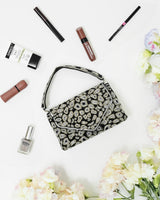 Animal Illuzion clutch