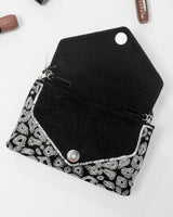 Animal Illuzion clutch