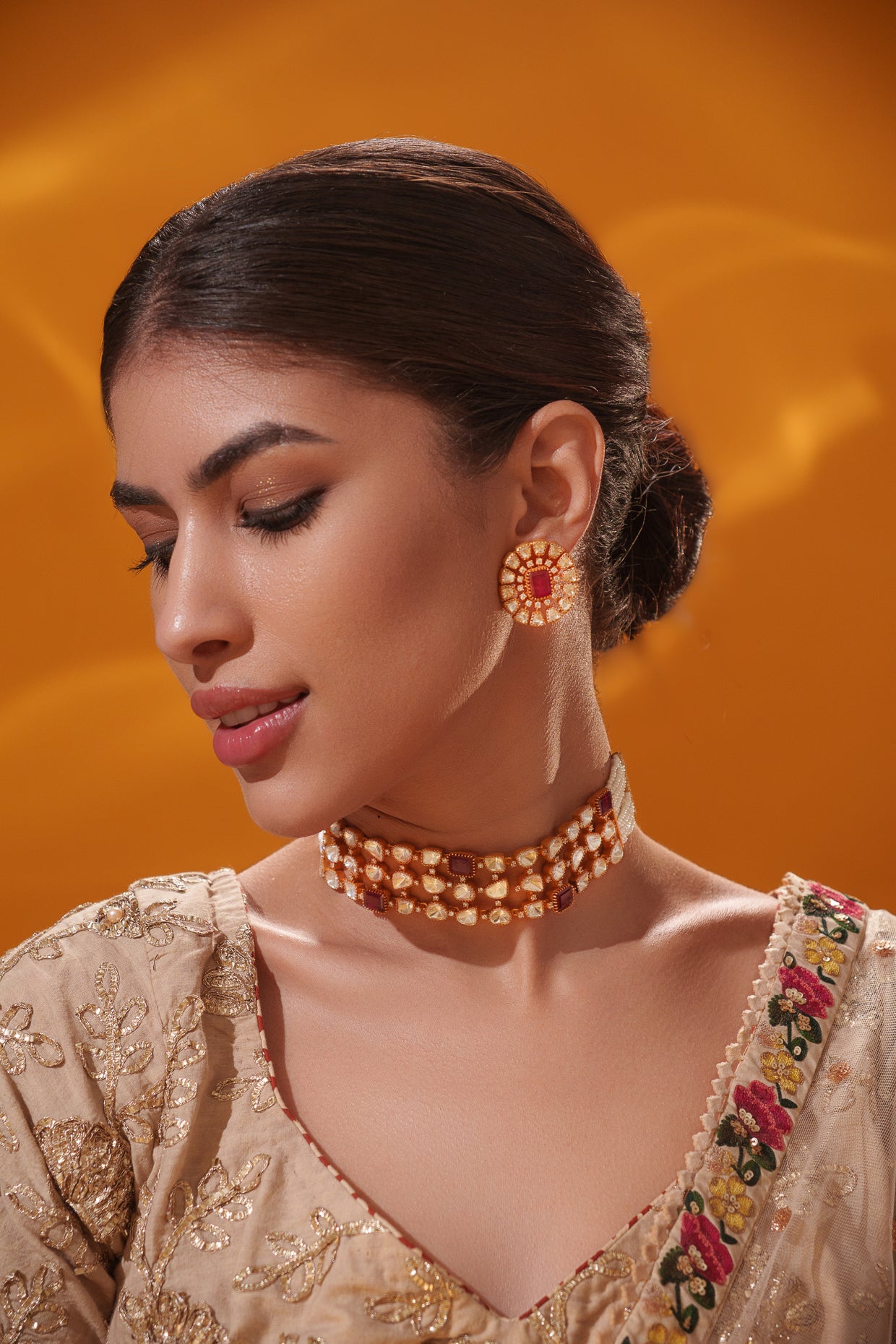 Elegant and stylish moissanite choker with matching earrings