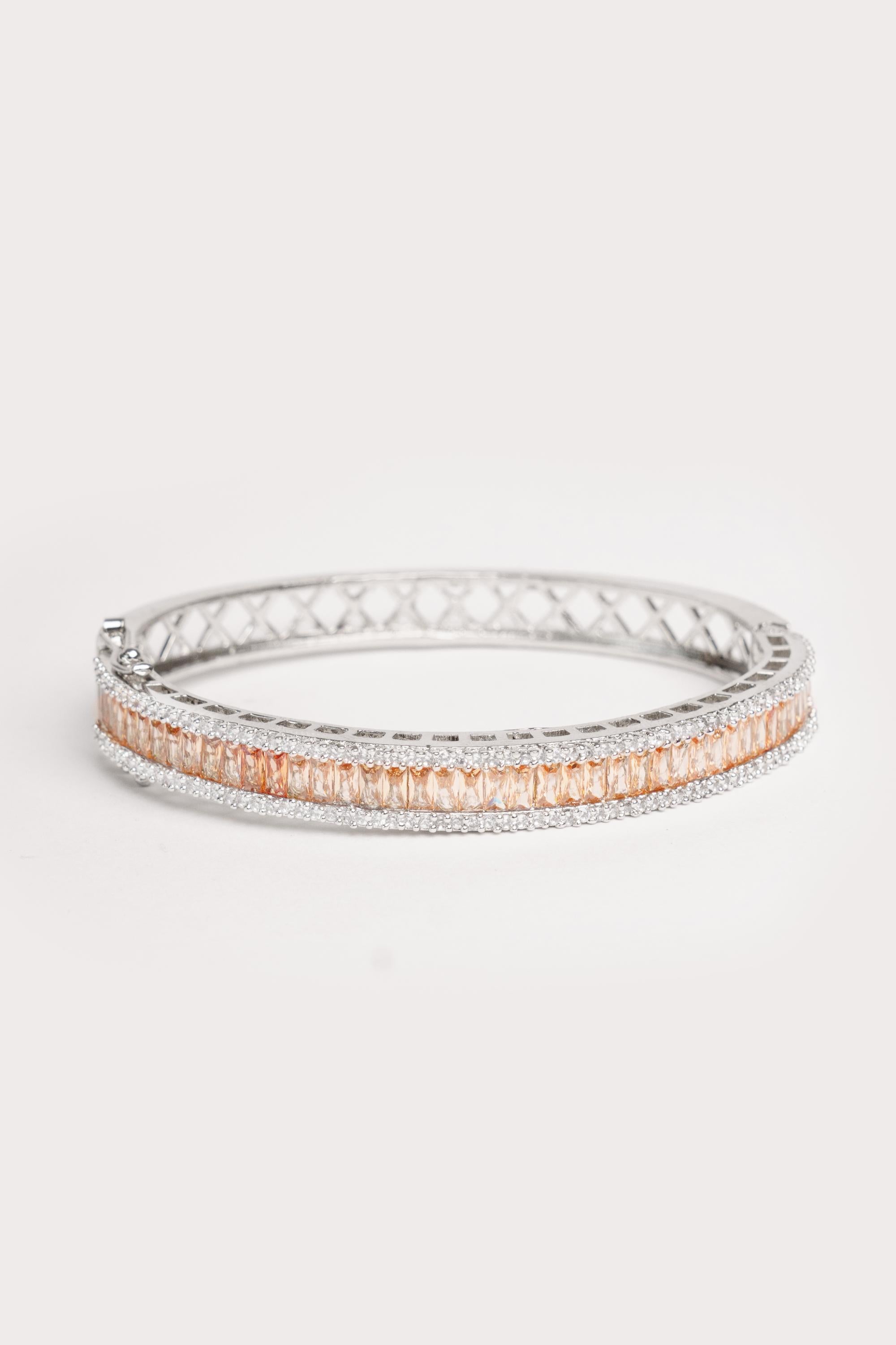 Classic and stylish diamond kada