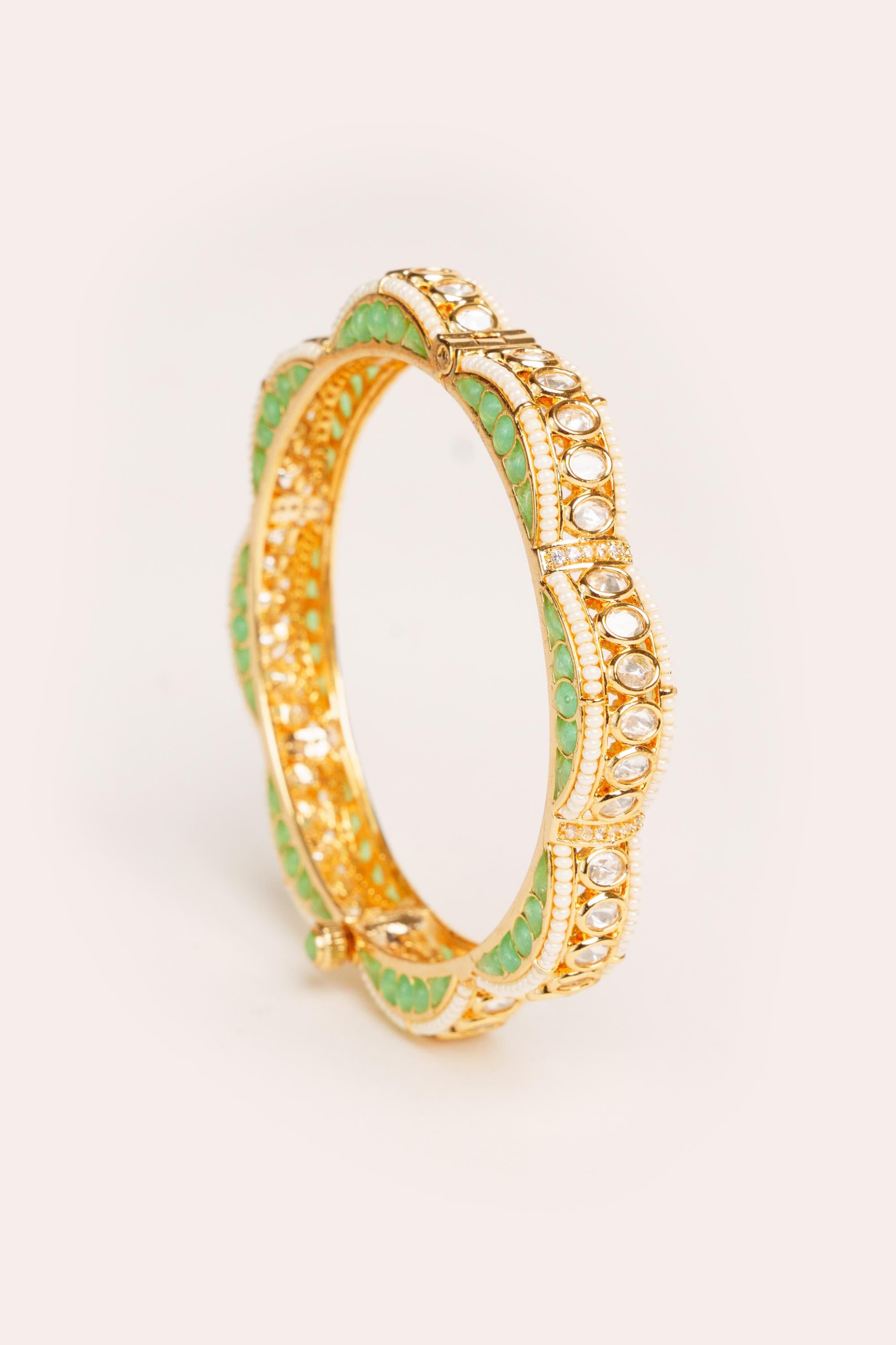 Classy and stylish kundan pair of bangles