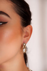 Elegant and stylish zircon stone necklace set with matching earrings