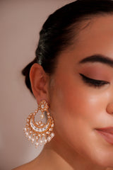 Dramatic and elegant pair of kundan chaandbaalis