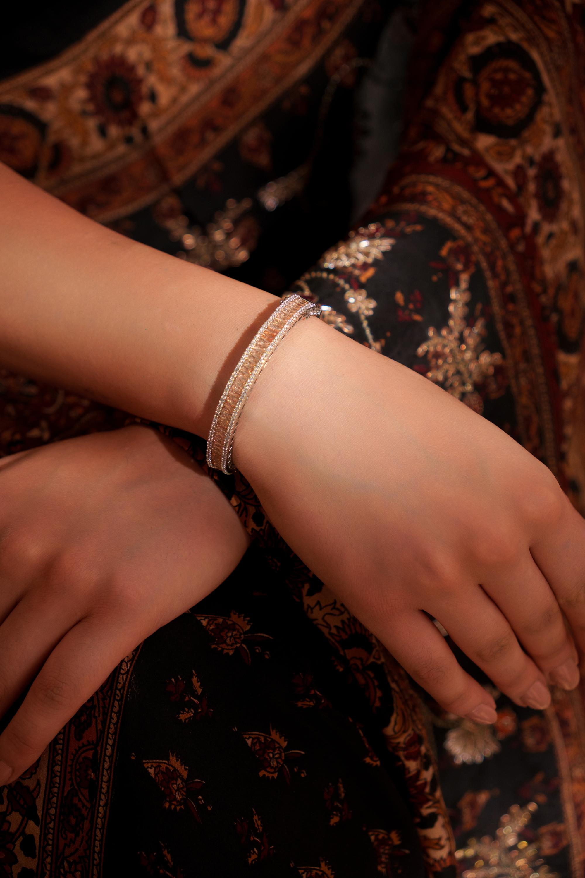 Classic and stylish diamond kada