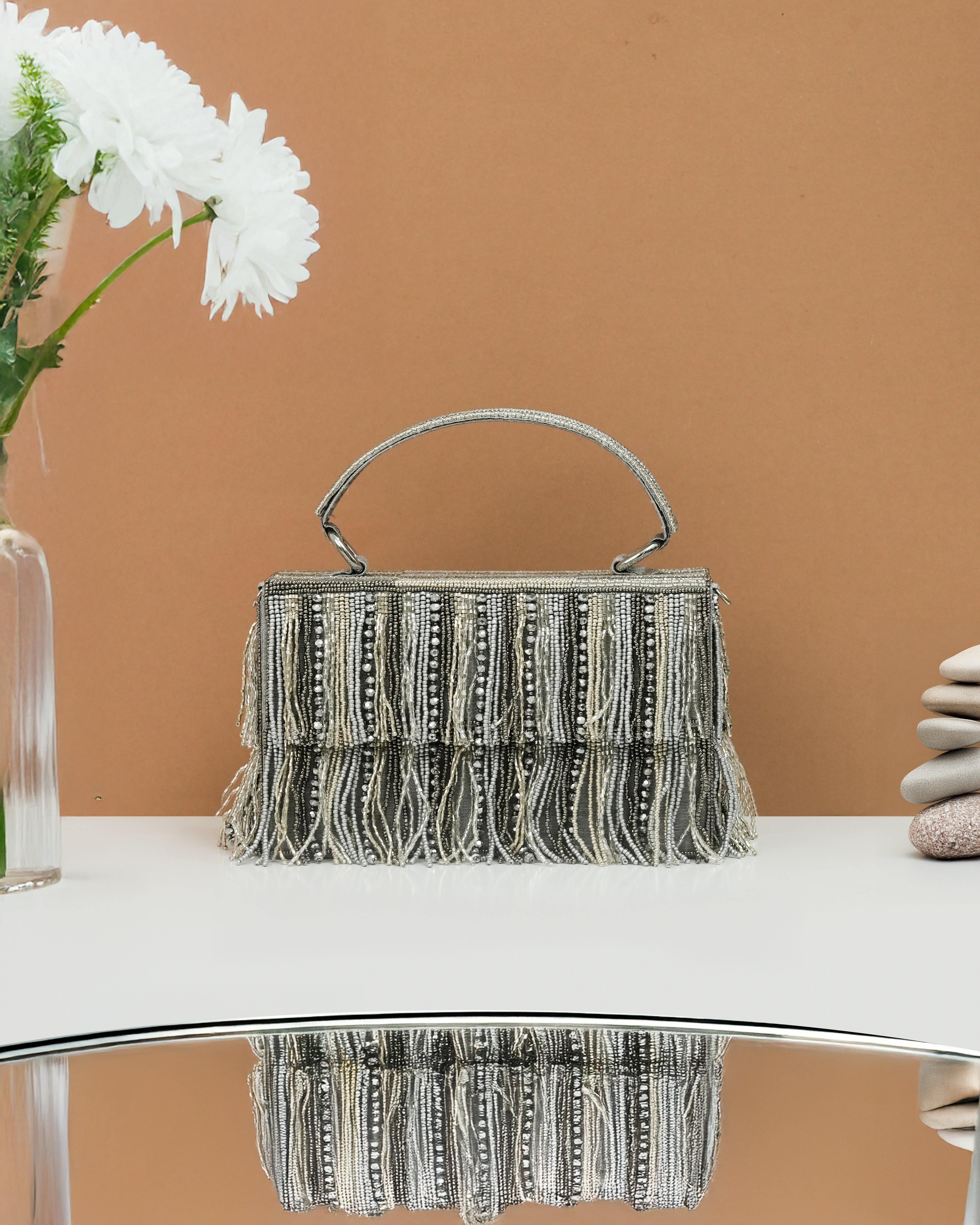 Grey Gaza clutch