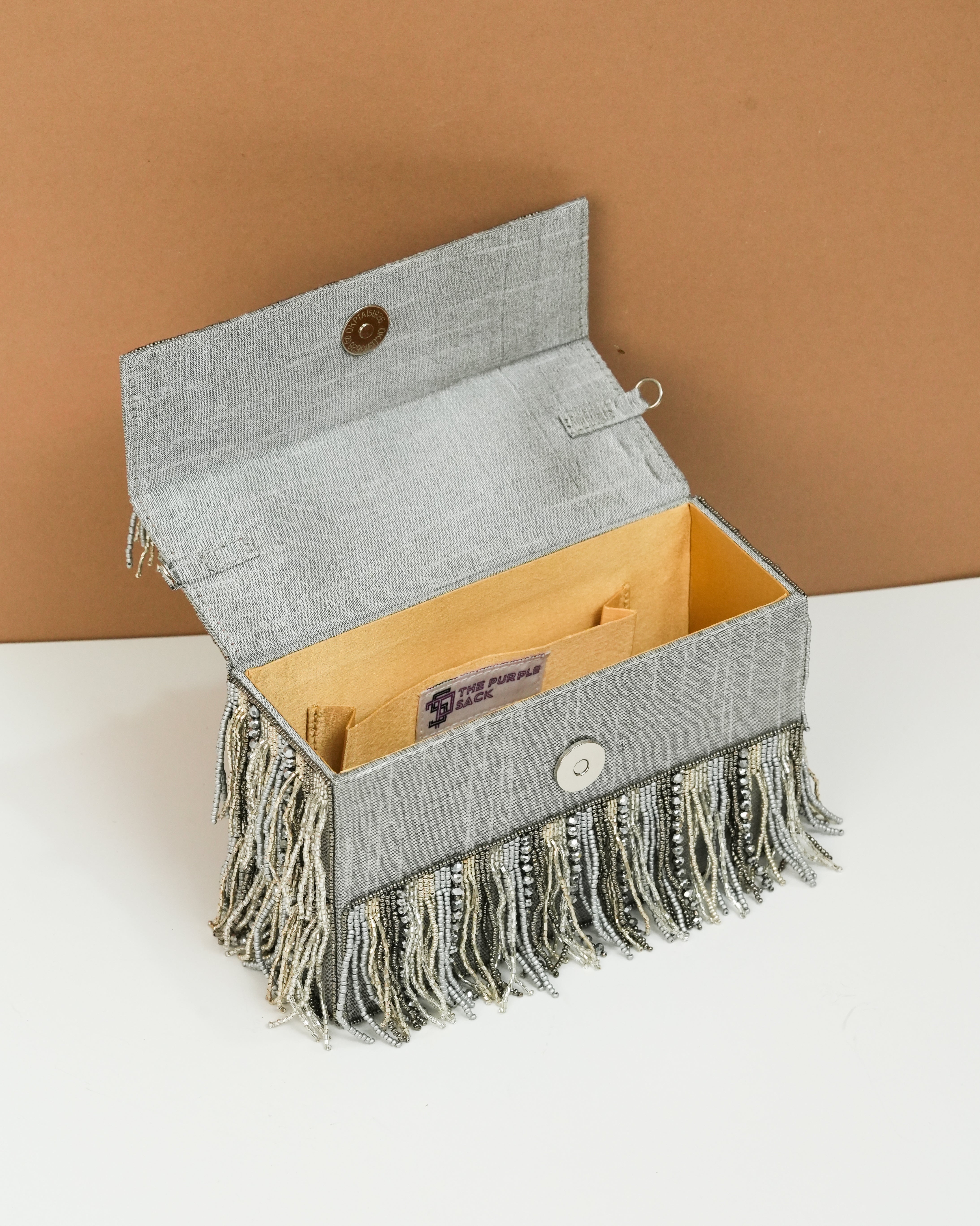 Grey Gaza clutch
