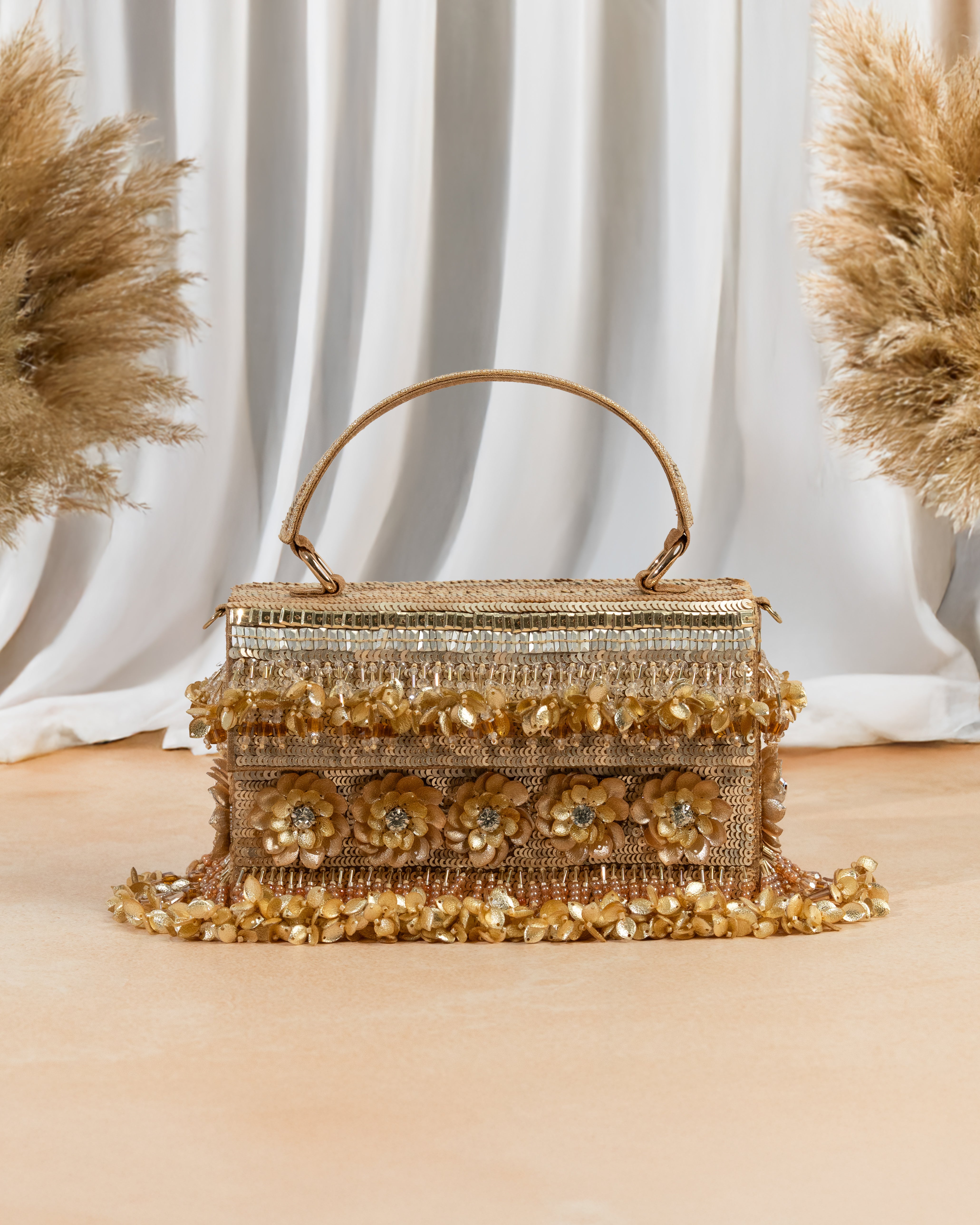 Glizza gold clutch