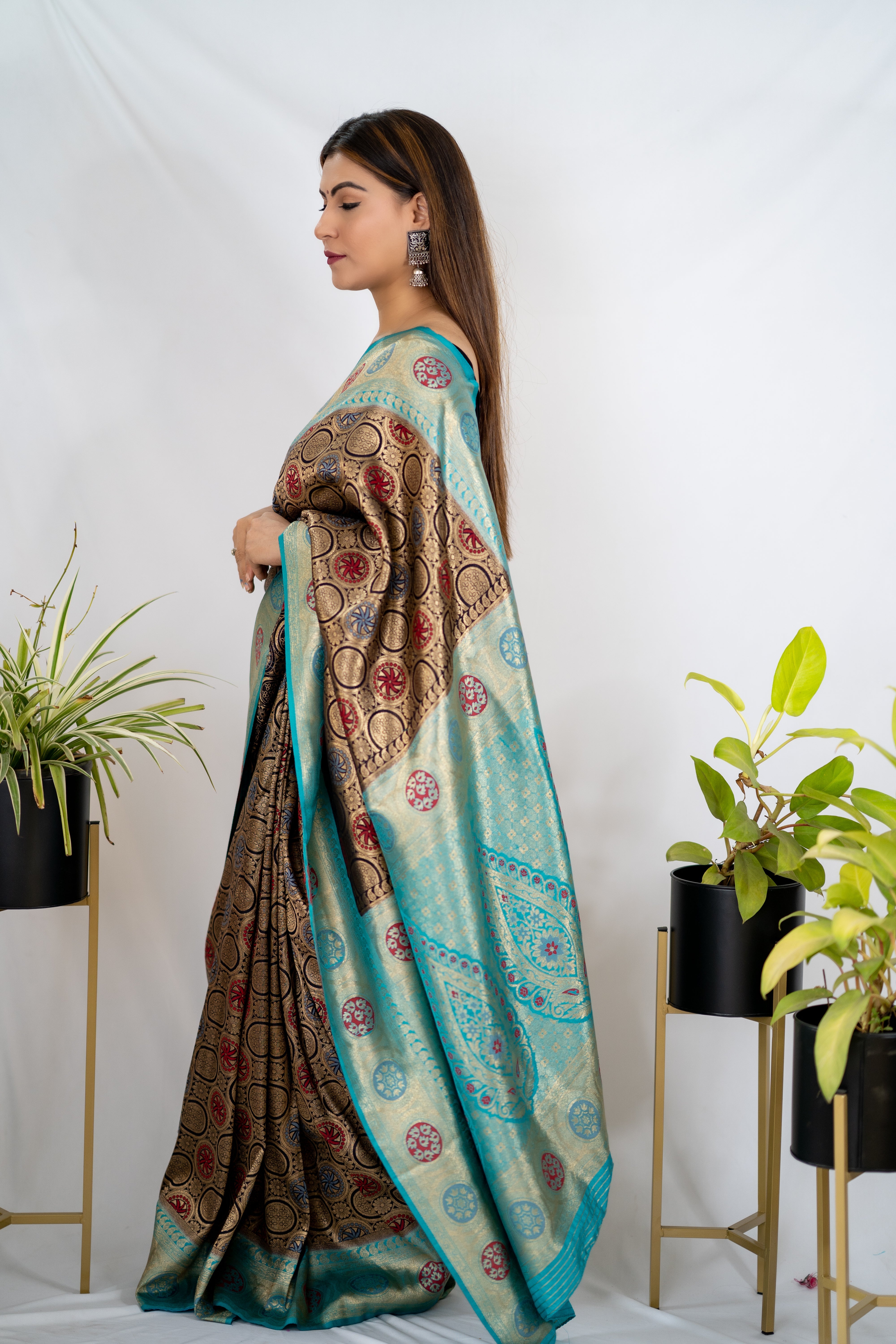 Navy Blue Pure Katan Silk Banarasi Handloom Saree