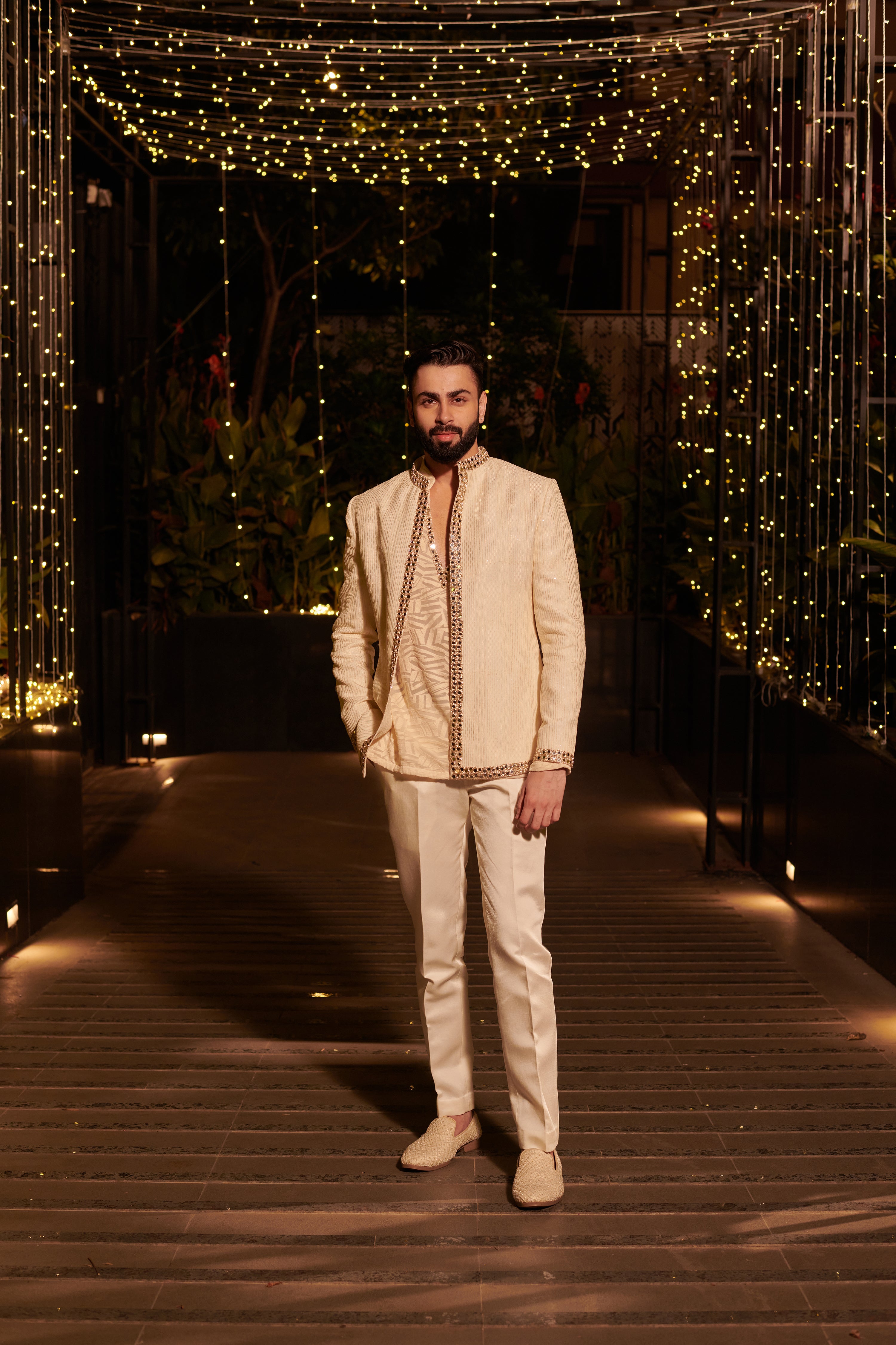 Ivory Impression Jacket set. 3 (Jacket + Shirt + Pant)