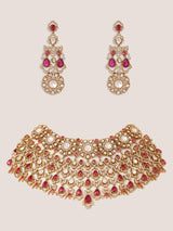 Bold and dramatic polki necklace set with matching earrings