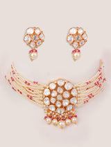 Classy kundan choker set with elegant pair of earrings.