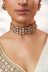 Dramatic and classy two tone kundan choker with matching earrings