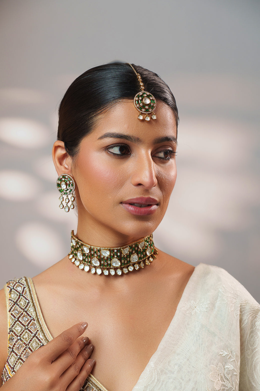 Dramatic and classy two tone polki choker with matching earrings