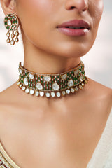 Dramatic and classy two tone polki choker with matching earrings