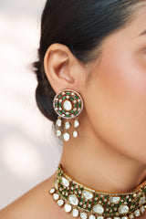 Dramatic and classy two tone polki choker with matching earrings