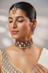 Dramatic and classy two tone polki choker with matching earrings