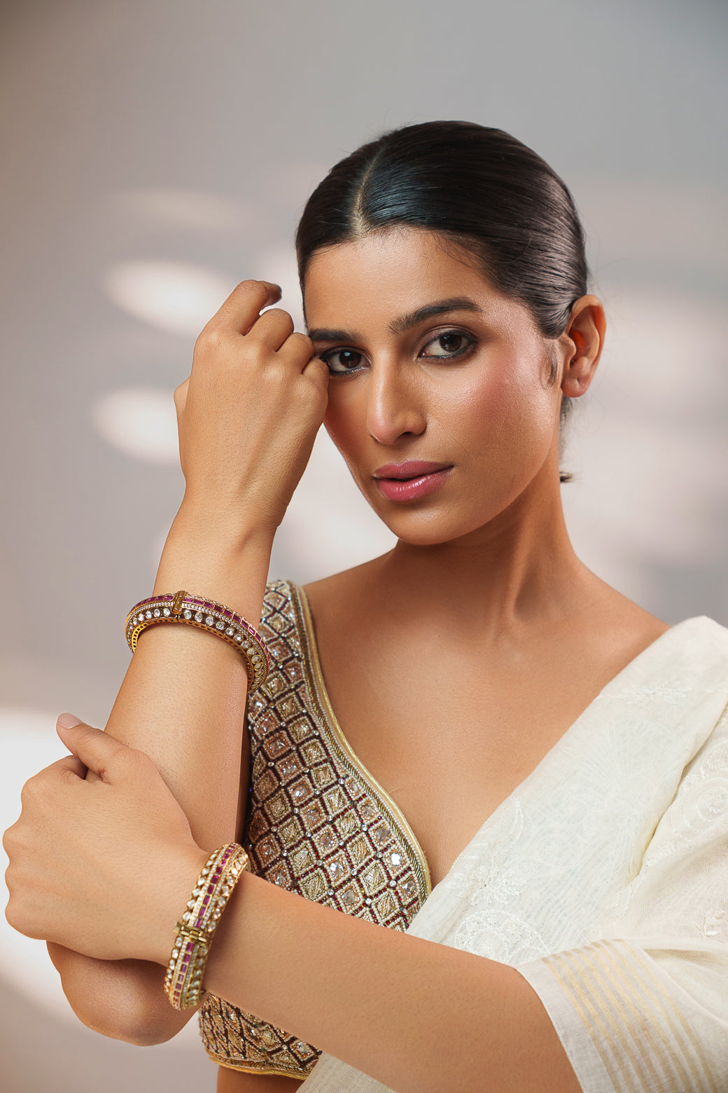 Pair of classic two tone kundan polki bangles