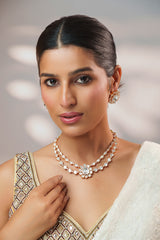 Elegant and stylish gold finish kundan polki necklace set