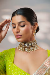 Extraordinary fusion of kundan and polki choker set with earrings