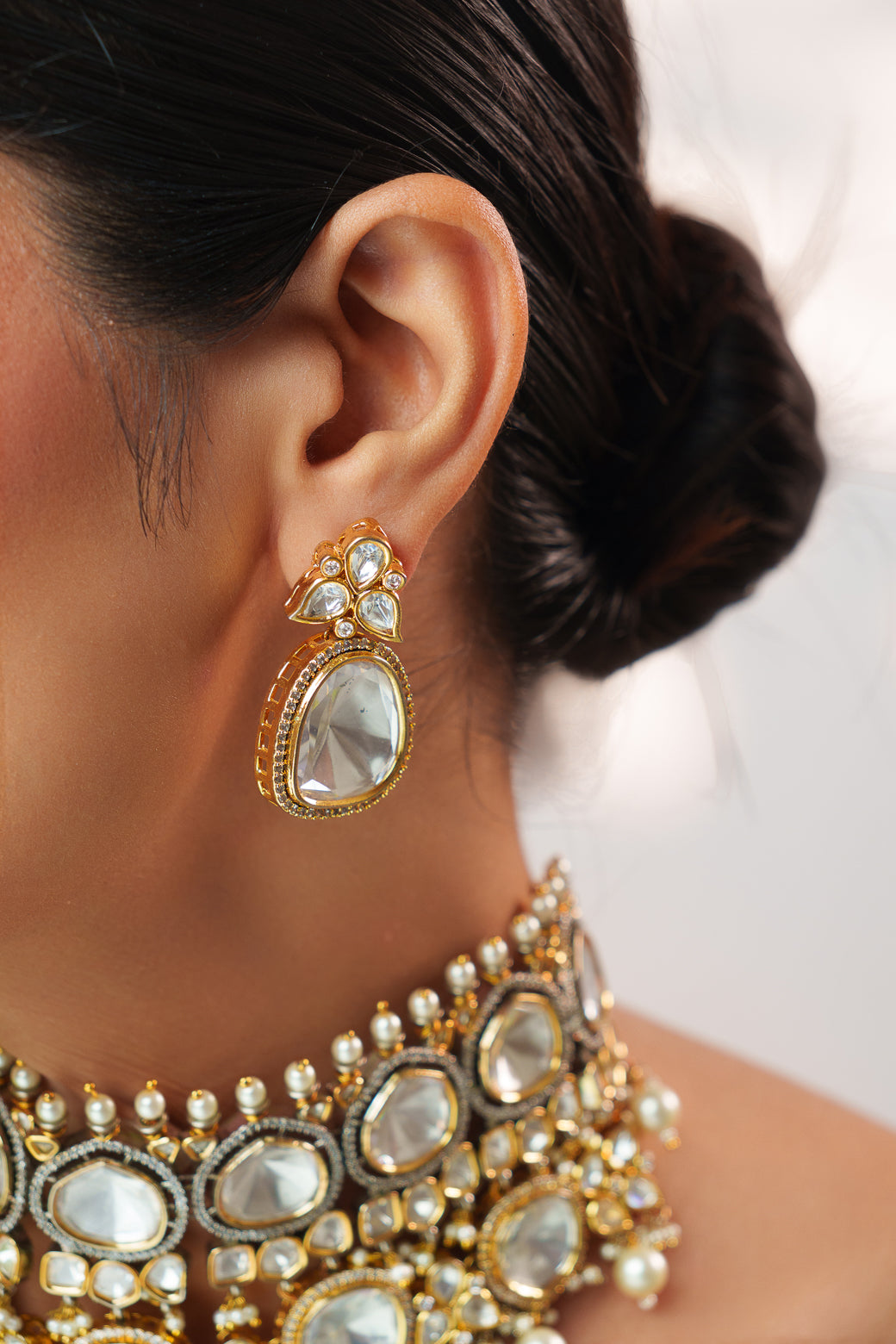 Extraordinary fusion of kundan and polki choker set with earrings