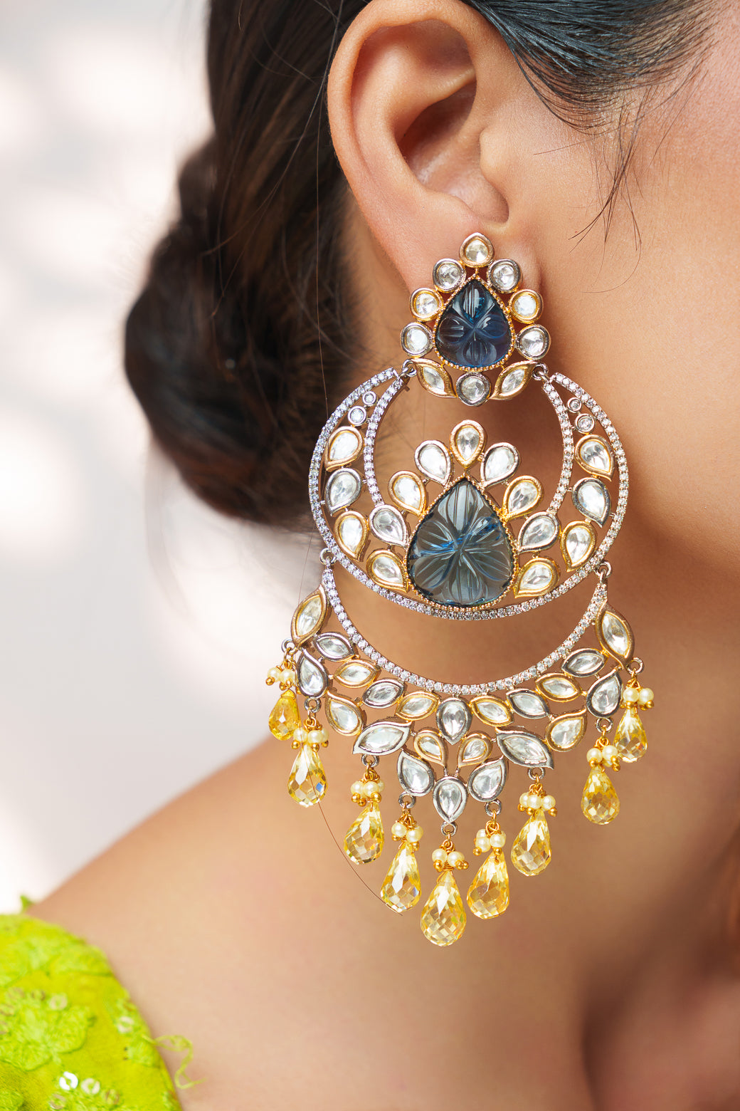 Extraordinary fusion of kundan earrings with yellow pearls