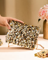 Hoppihola clutch