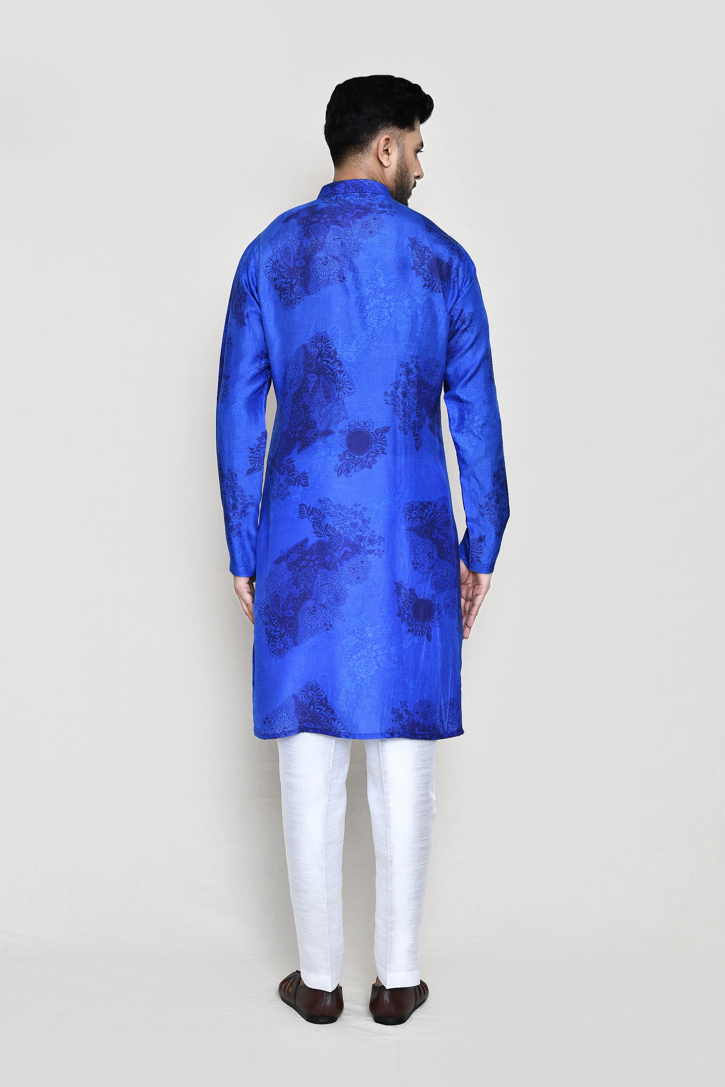 kurta with straight fit pant