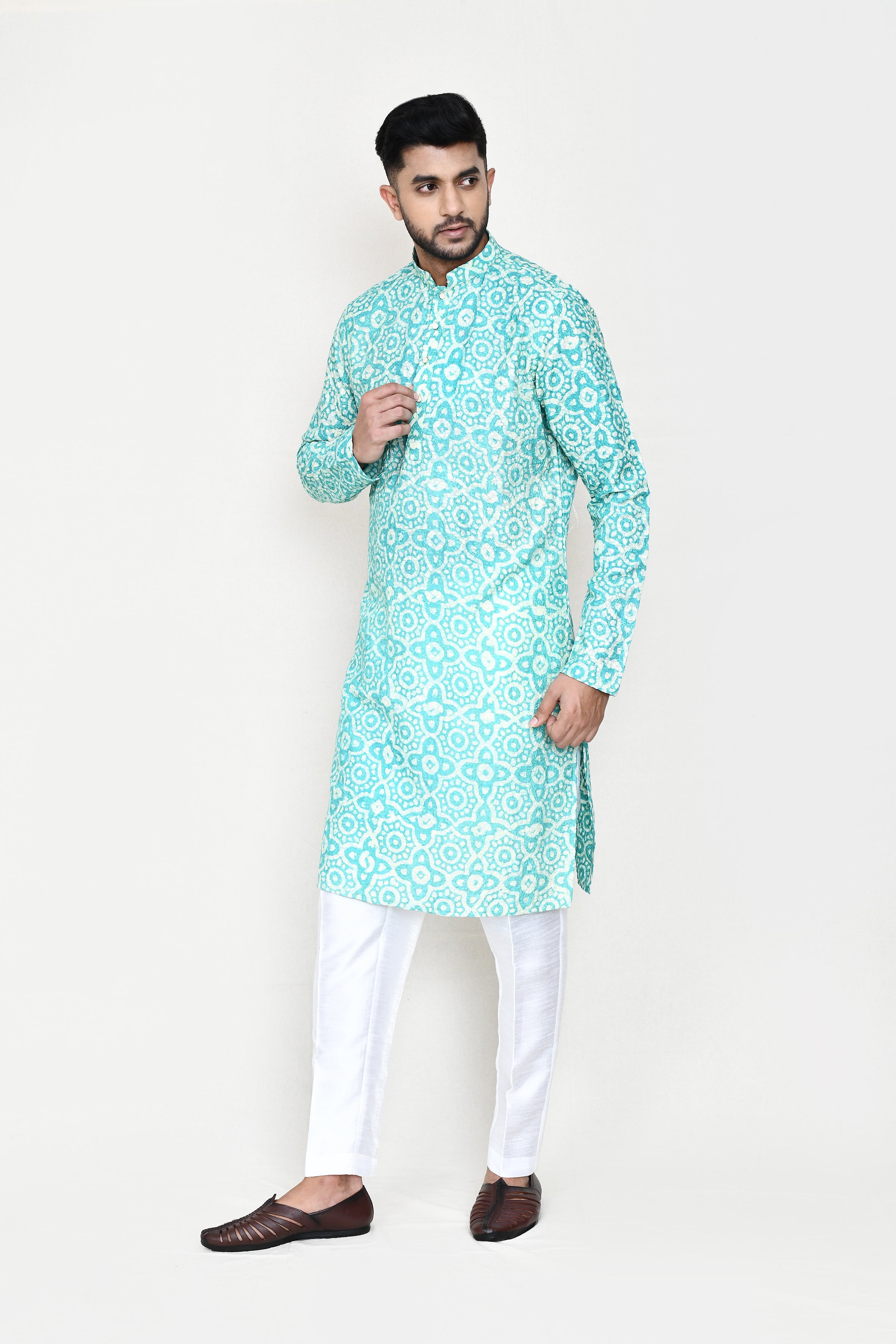 kurta with straight fit pant