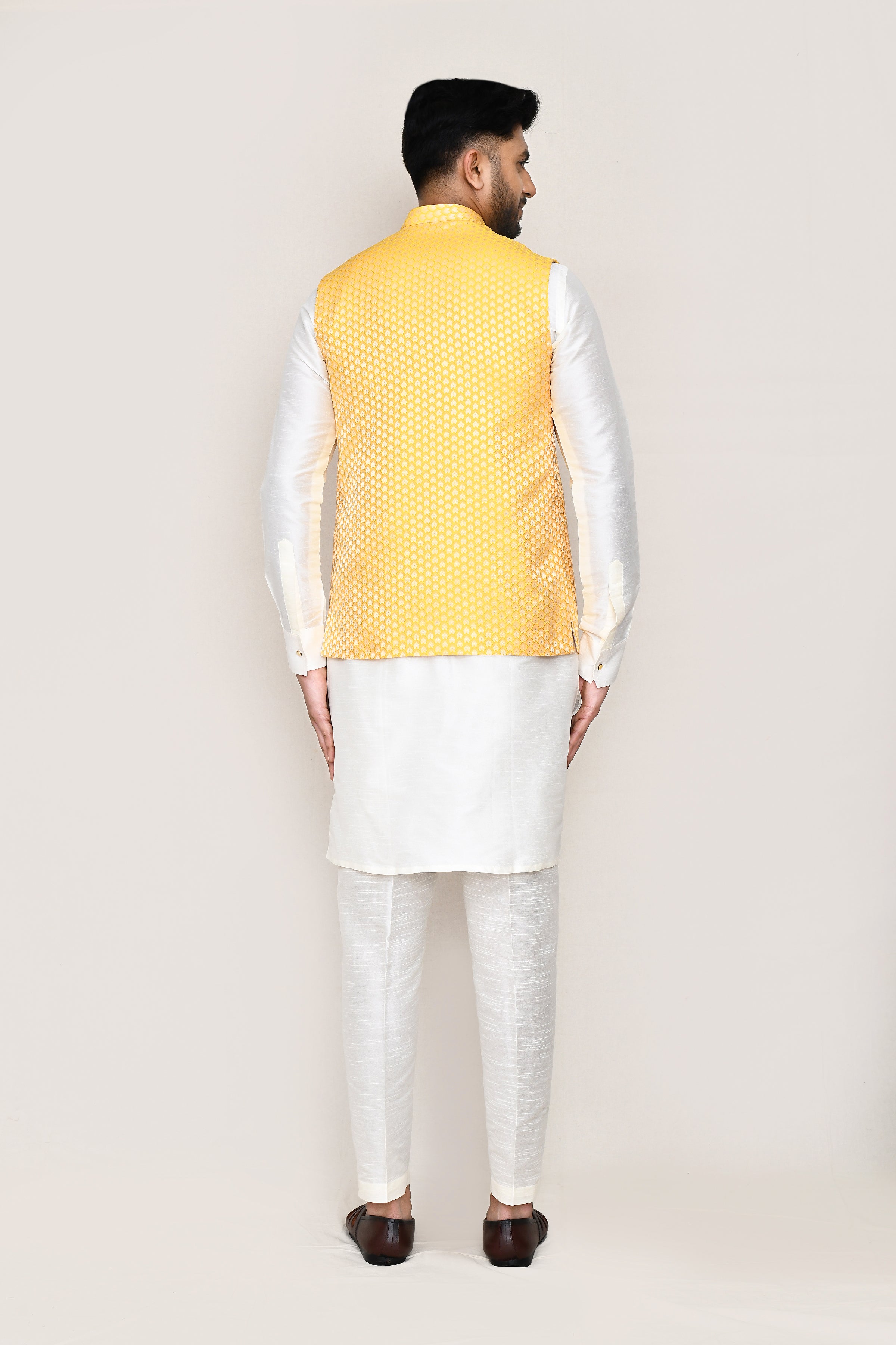 kurta, jacket with straight fit pant