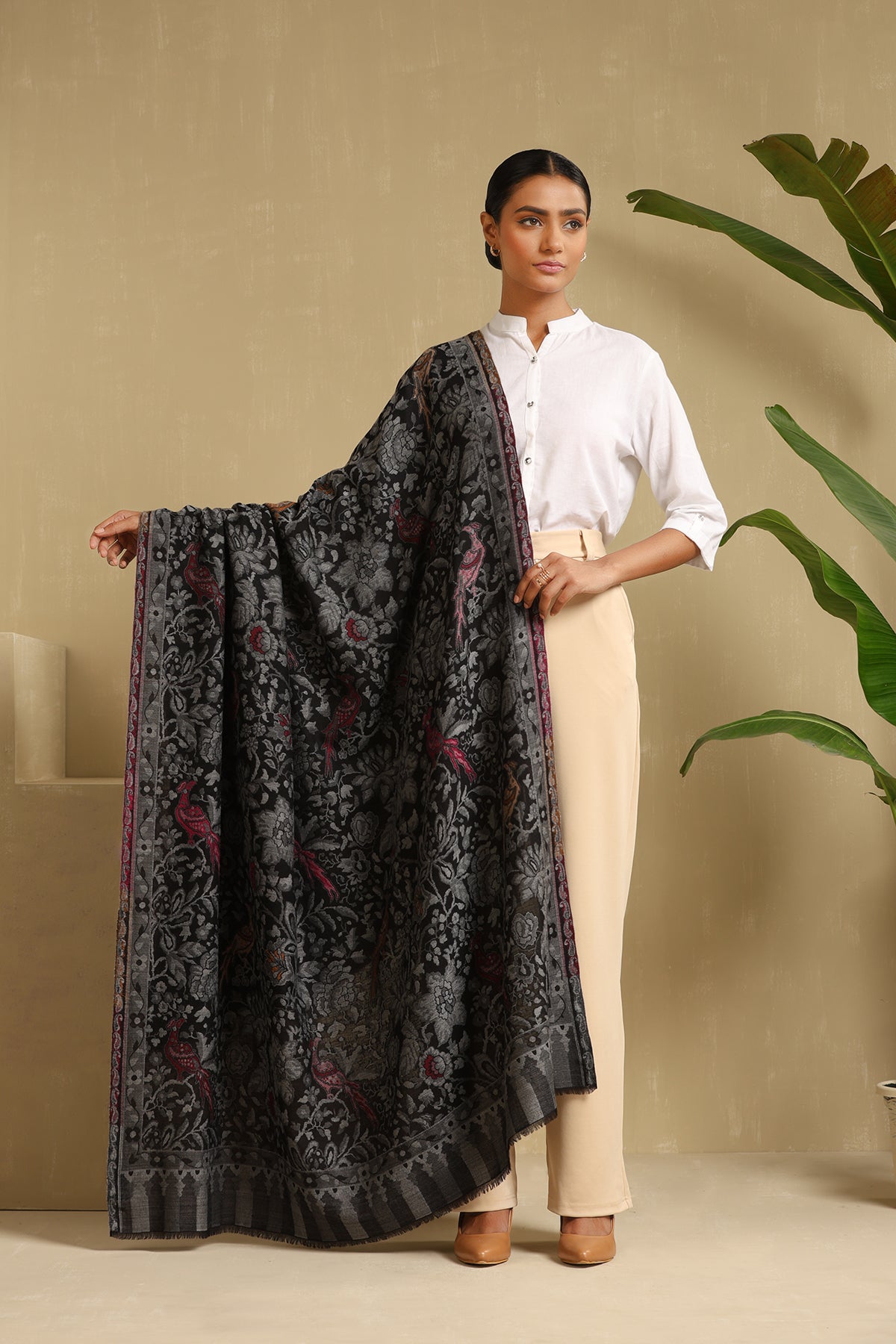 Aarunya Cashmere Stole