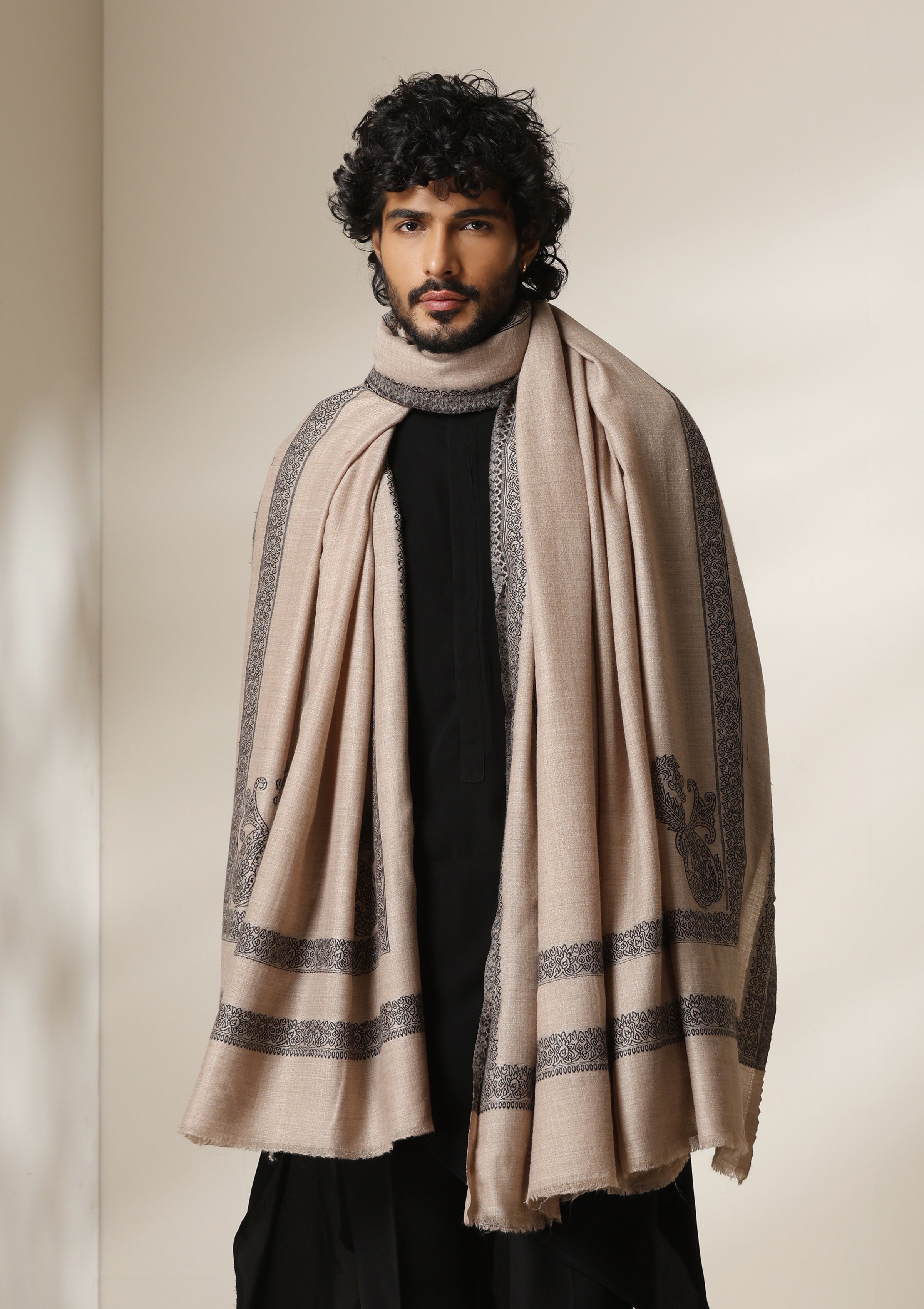 Dusala Sand Noir pashmina silk shawl