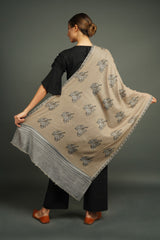 Pashmina blend woven floral in geometrical pattern