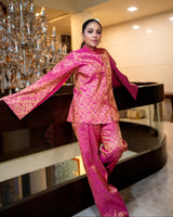 Jodha Banarasi Cape Co-ord Set: Women's Fuchsia Gold Floral Indowestern Wear