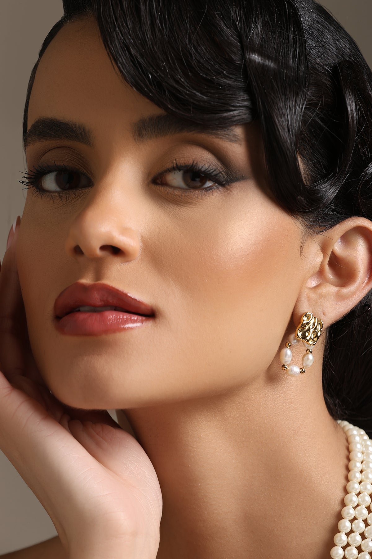 HANDMADE ELEGANCE