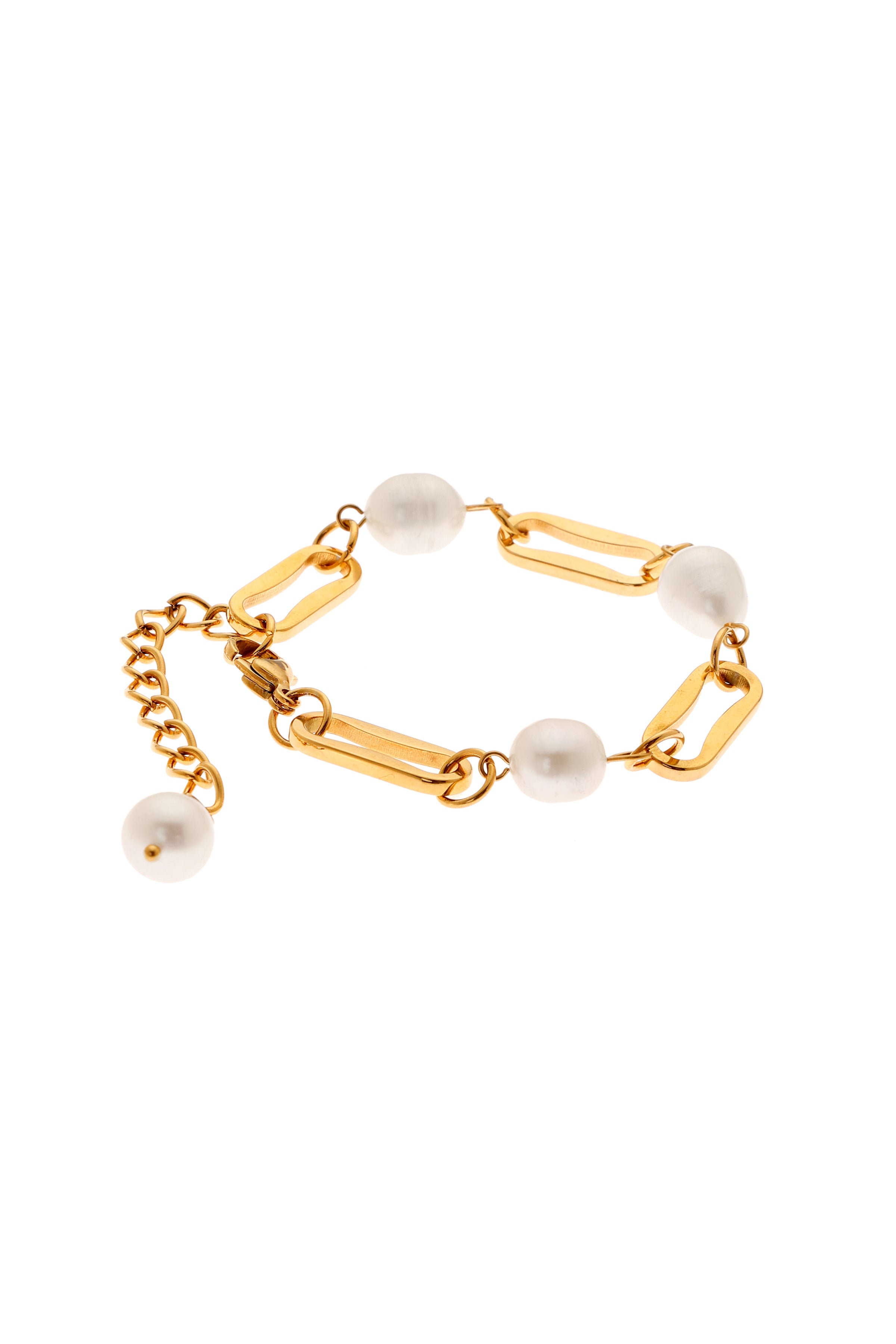 EVERYDAY ELEGANCE