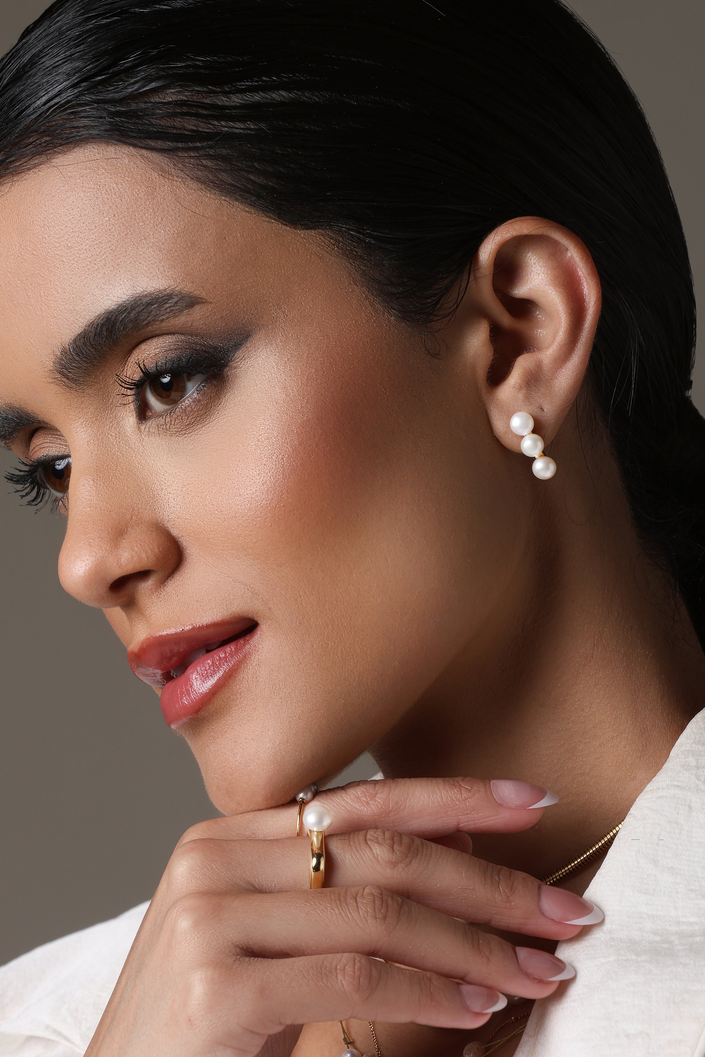 CHIC STUDS