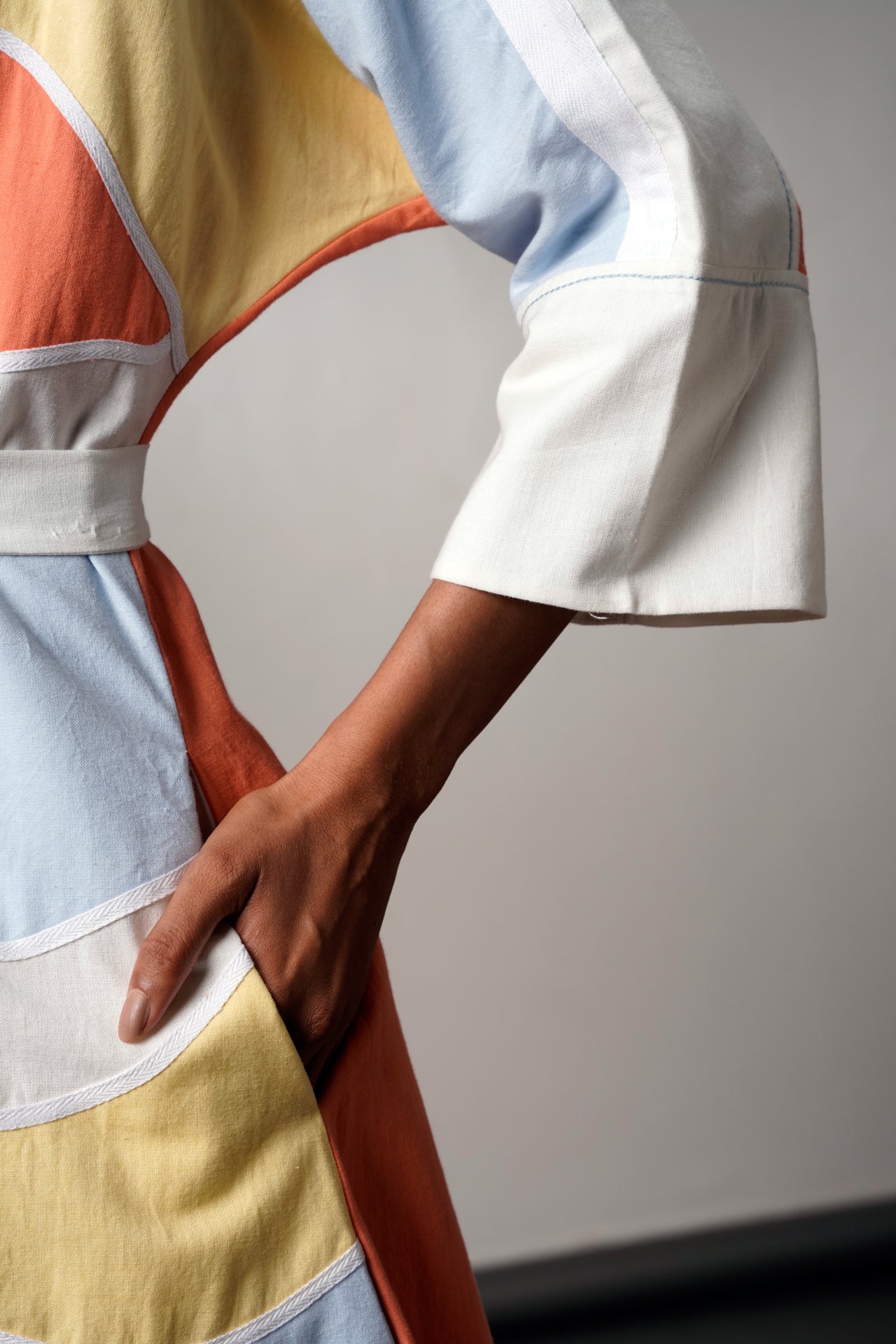 Morado-brushstroke-midi-dress