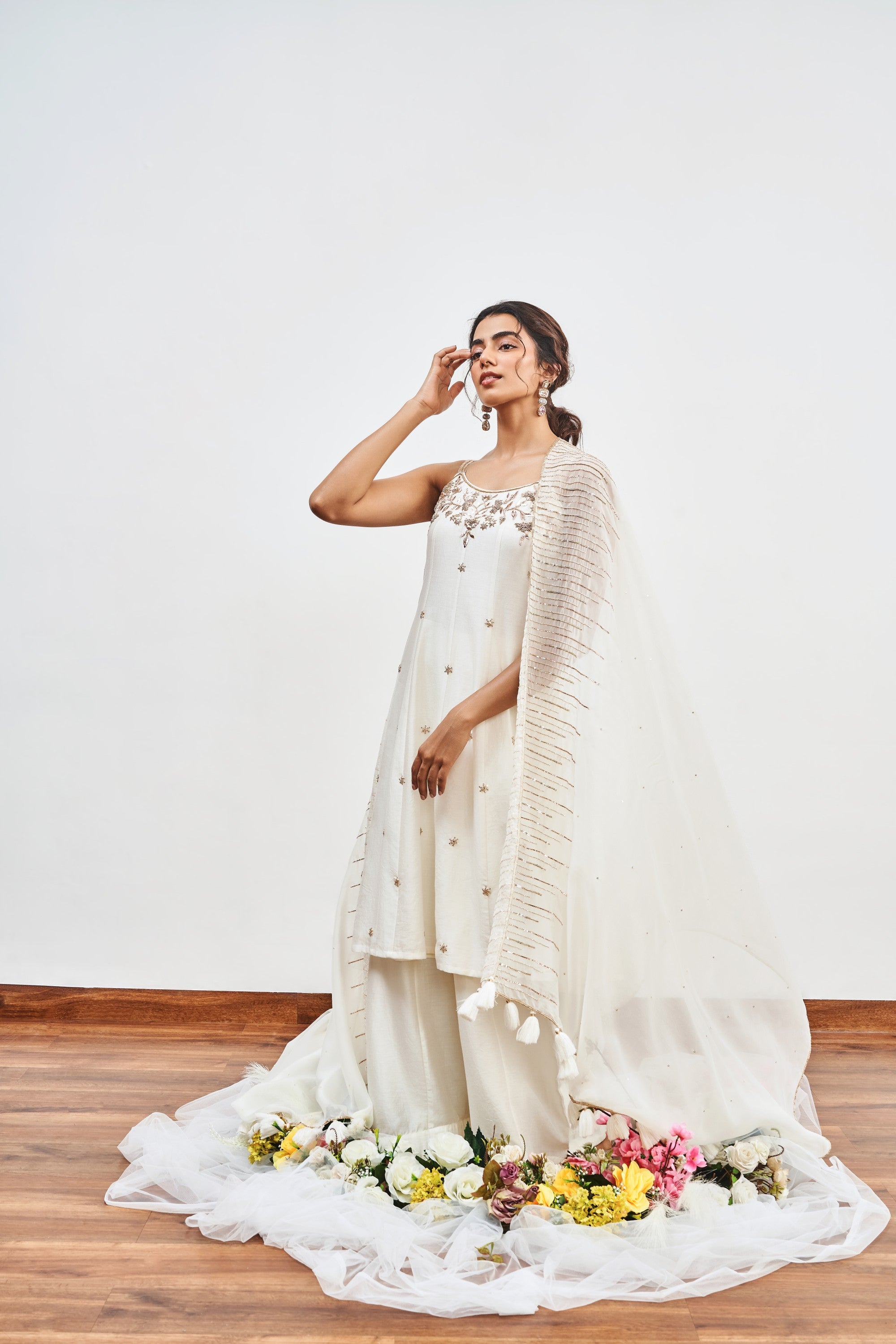 Ivory Embroidered Kalidaar Set