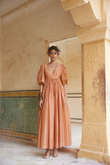 BETH DRESS – PEACH