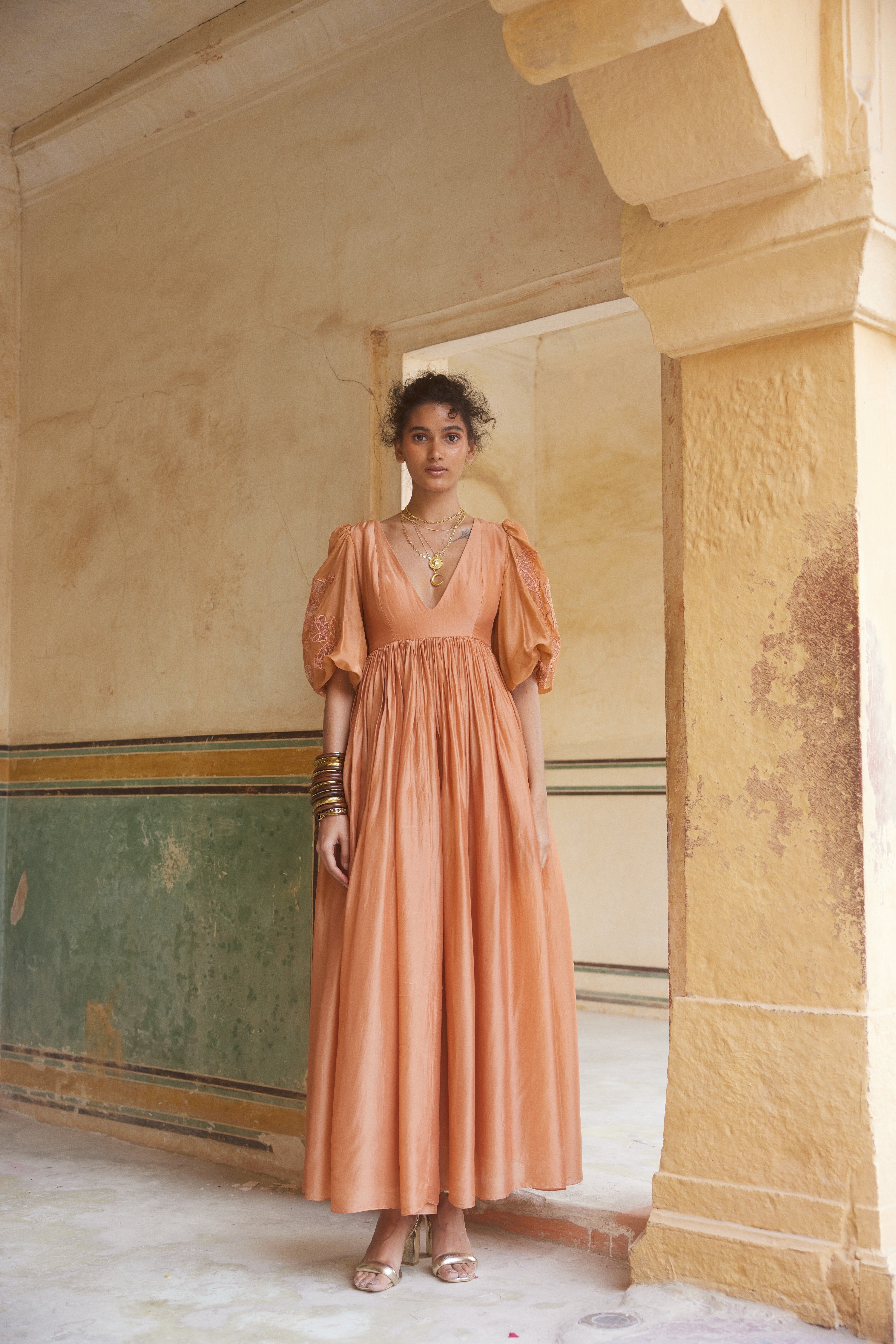 BETH DRESS – PEACH