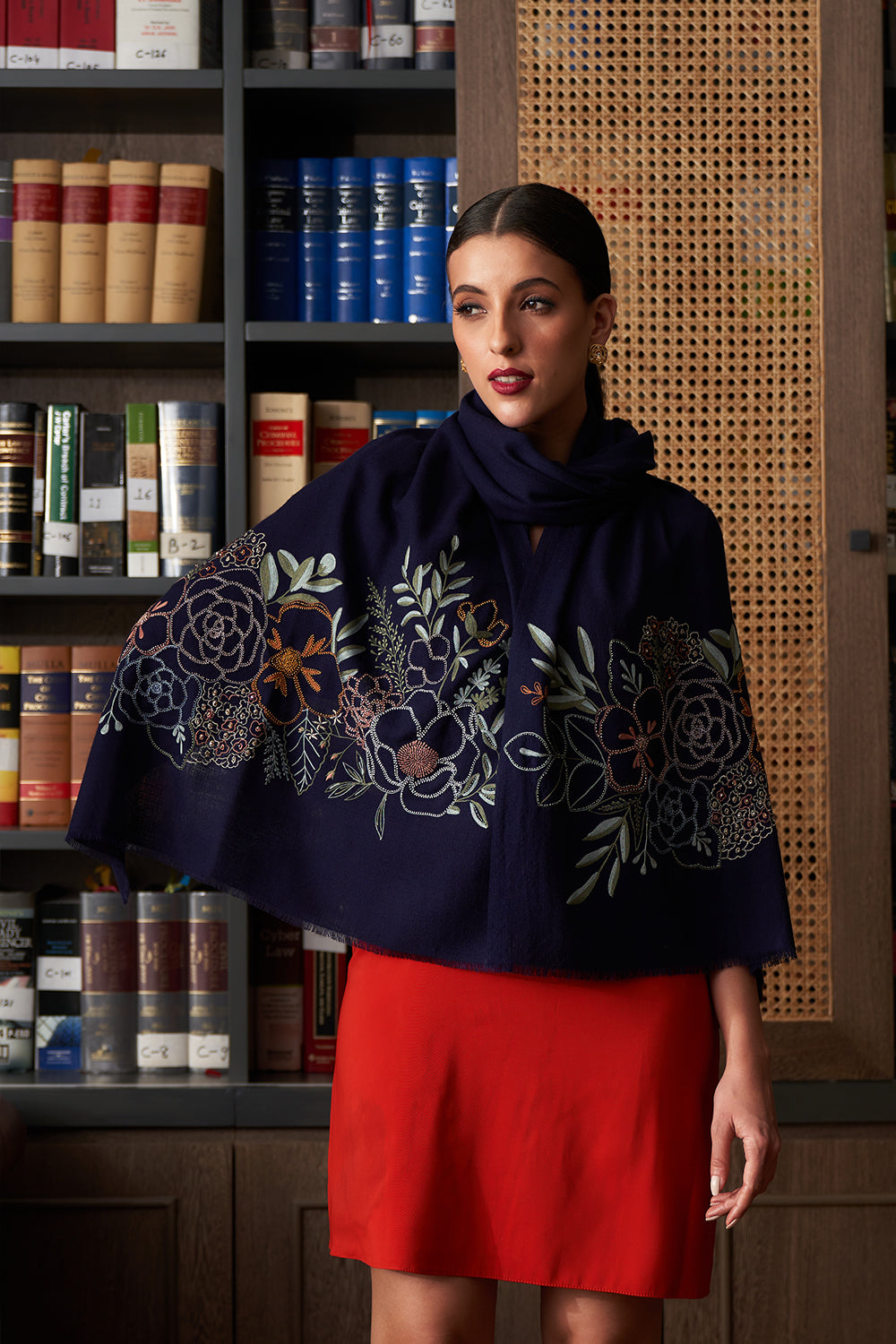 Floral Bouquet | Embroidered Fine Merino Wool Stole