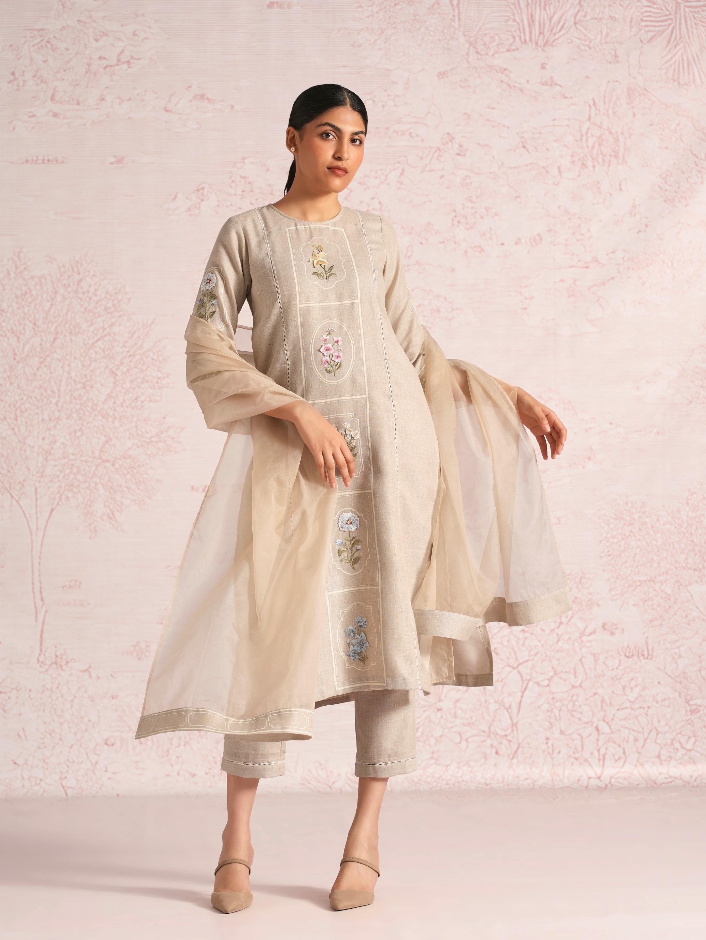 Garden Gallery Aria Kurta Set