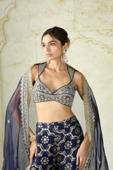 Farhat Cape Set