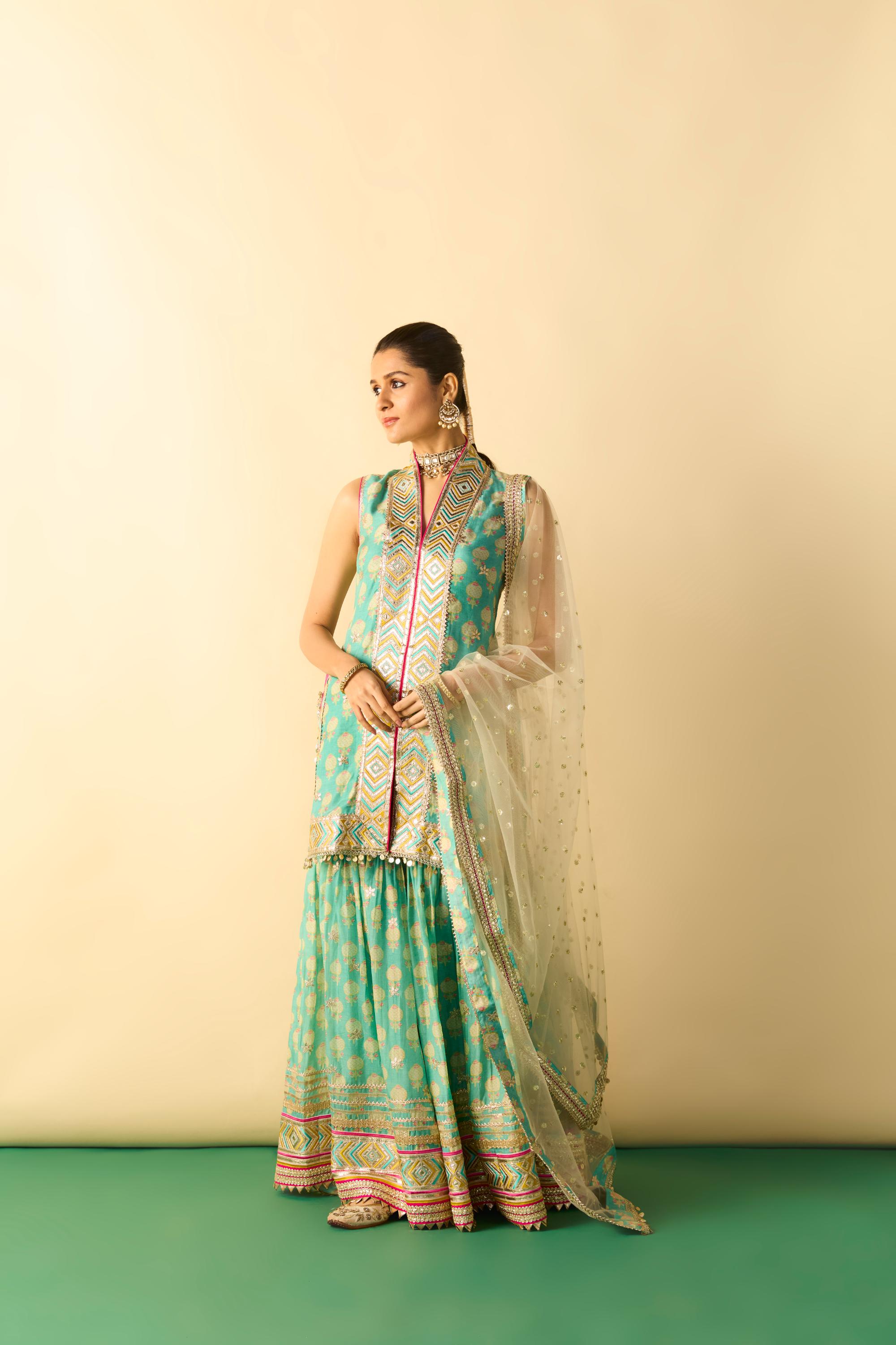 Aarvi Sharara Set 6