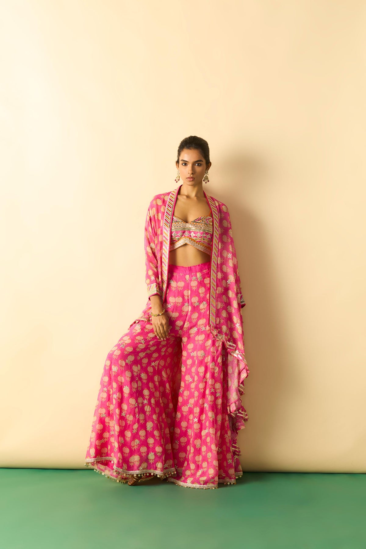 Dharika Cape Set 51