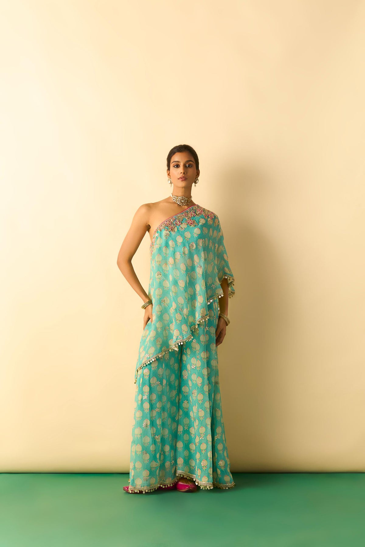 chhavi one shoulder set 22