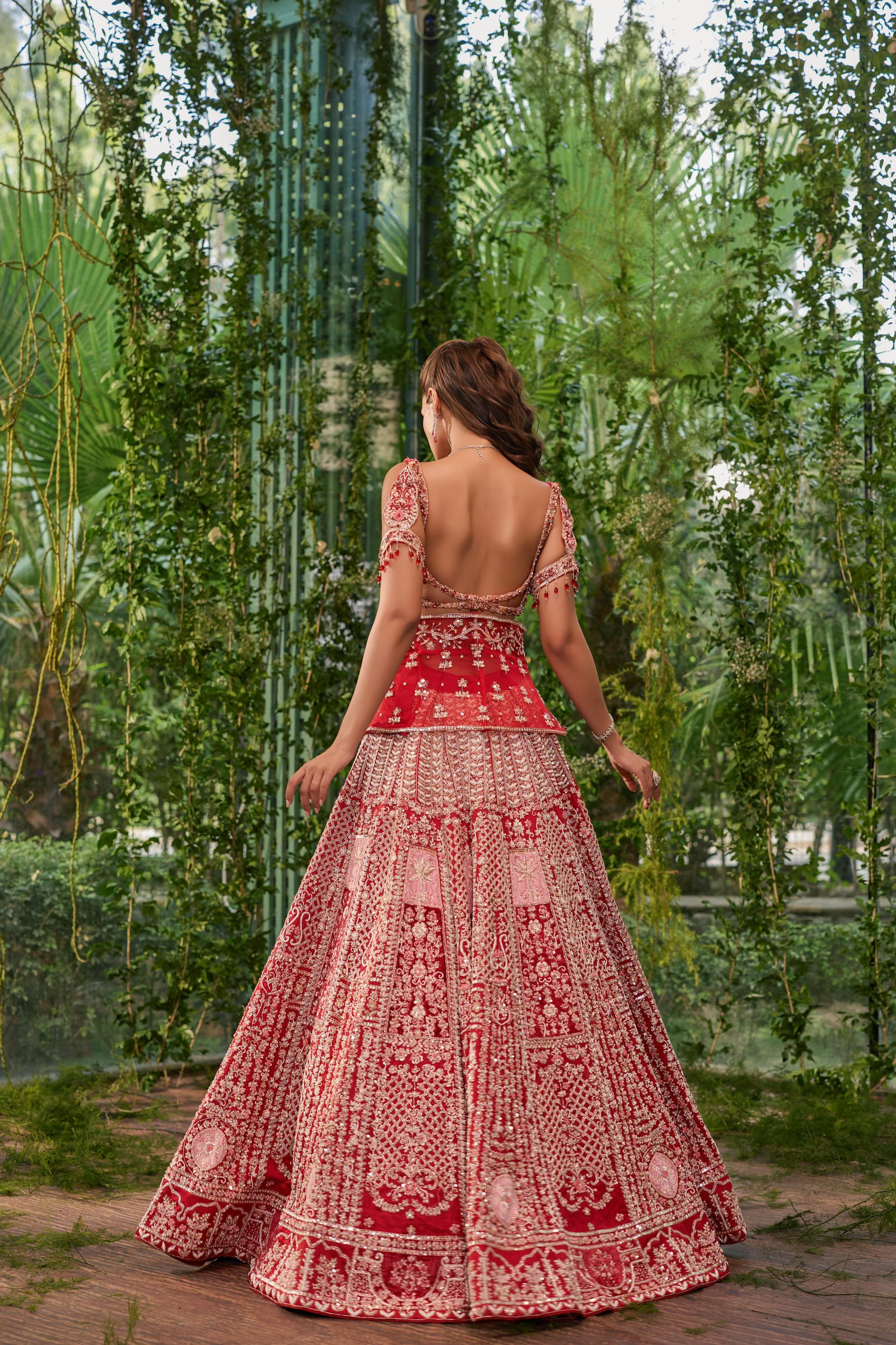 R?ga - The Scarlet Heirloom
