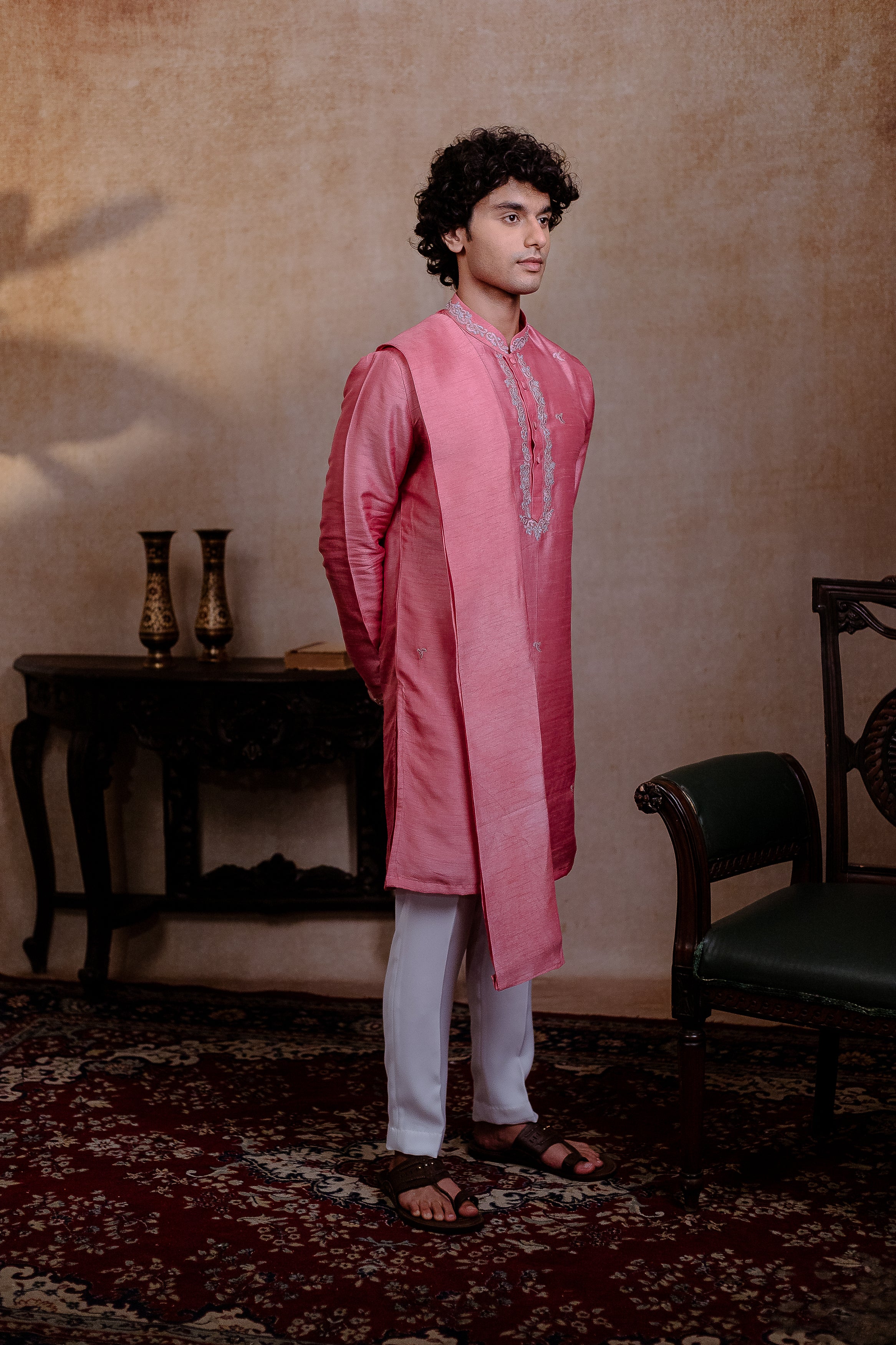 Lumina Kurta