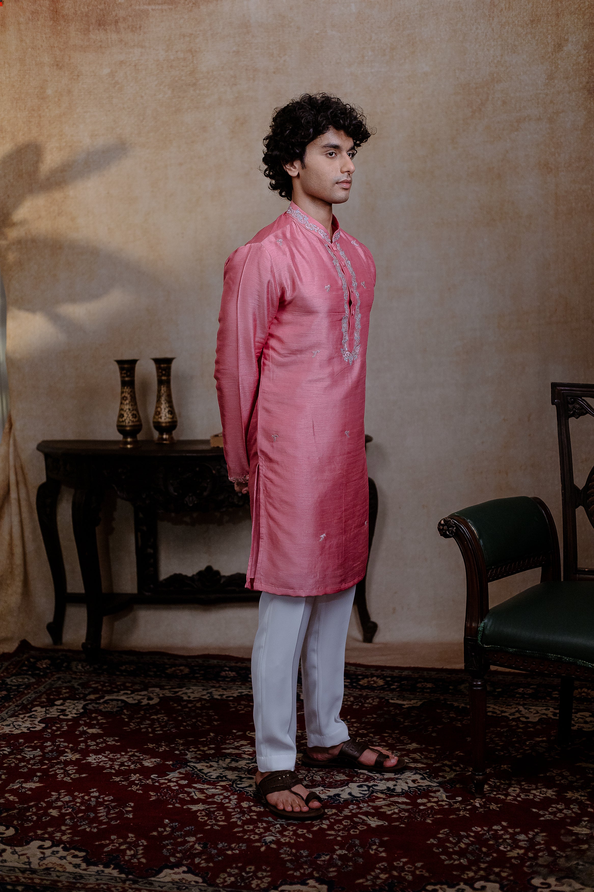 Lumina Kurta