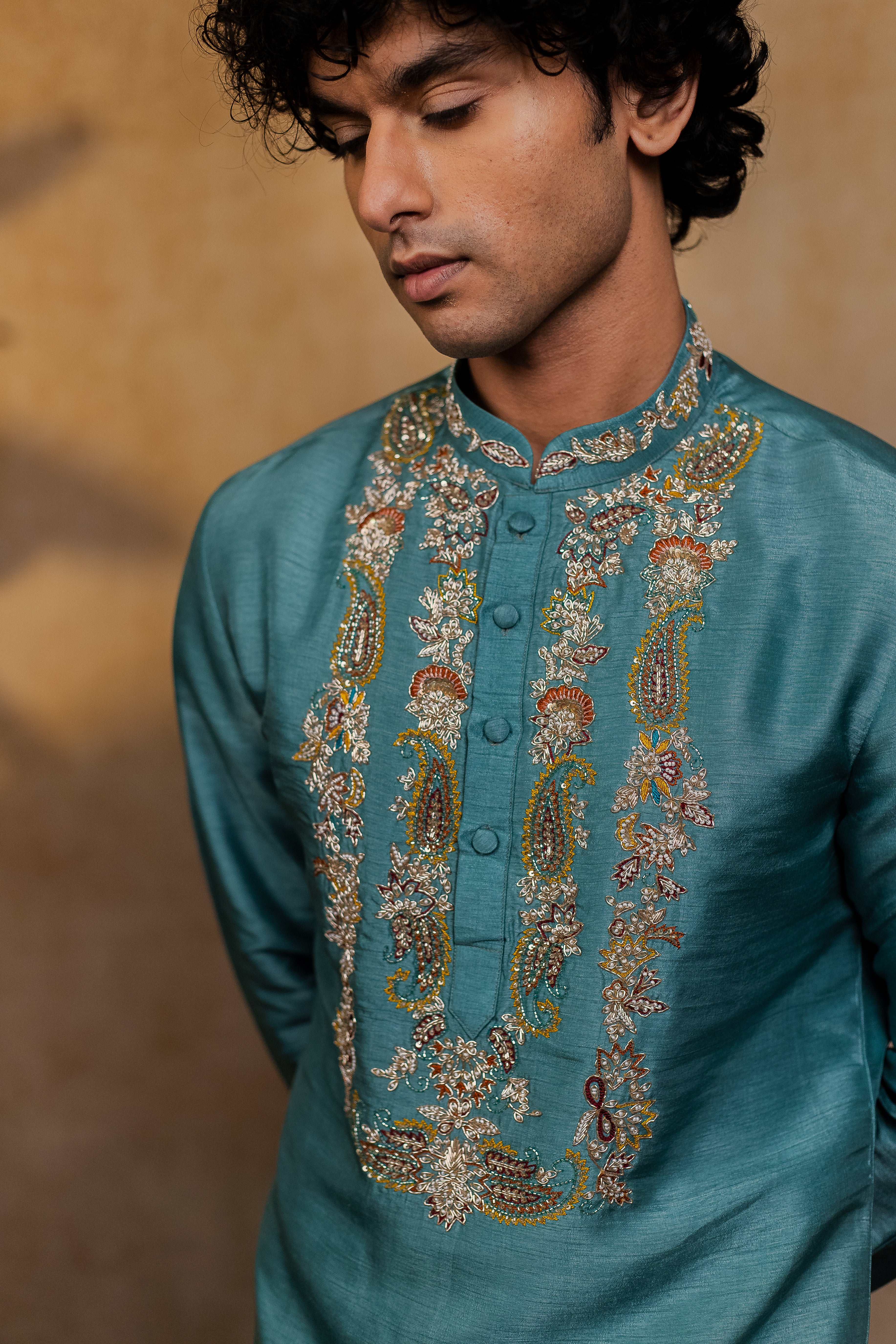 Regal Paisley Set
